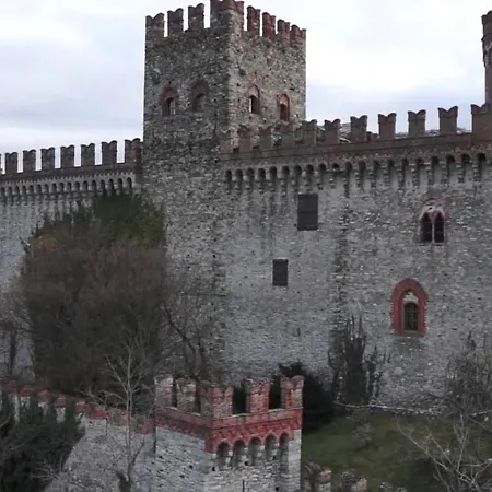 Hub Counter City Alloggio in famiglia Borgofranco d'Ivrea
